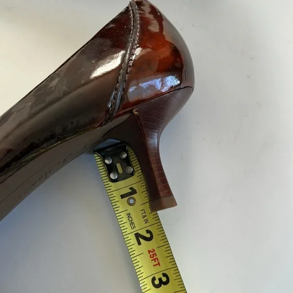 COLE HAAN Chic Brown Leather Pumps with Buckle - Picture 6 of 11